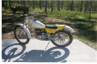 Twinshocks0007.JPG