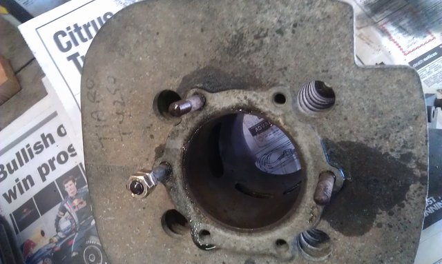 stealing head studs from a Yamaha cylinder