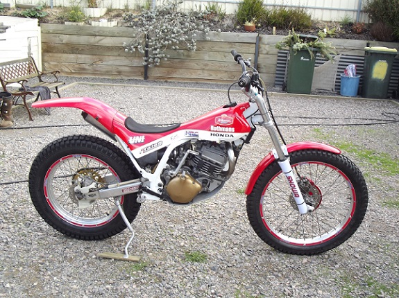 mikes bikes 008a.jpg