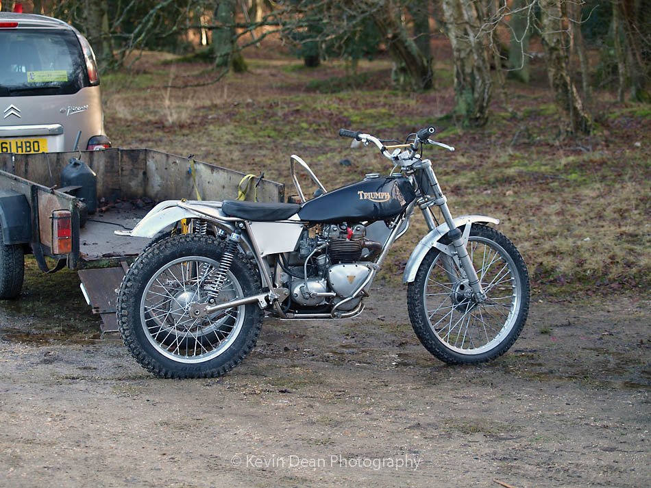 Triumph twin 3.jpg