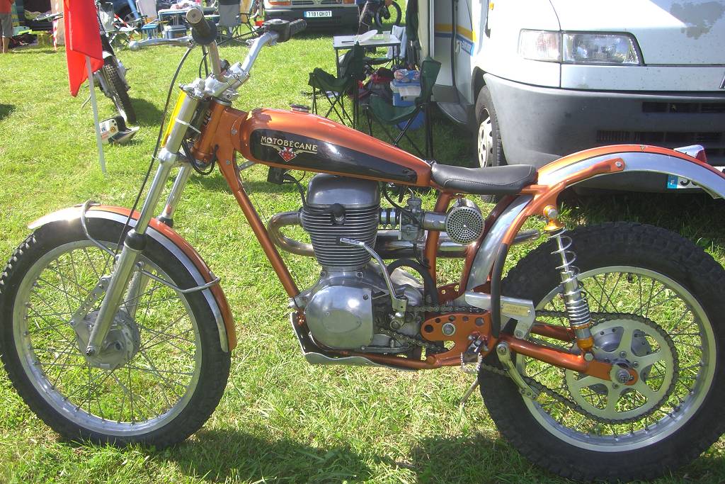 Moto_Becane.jpg