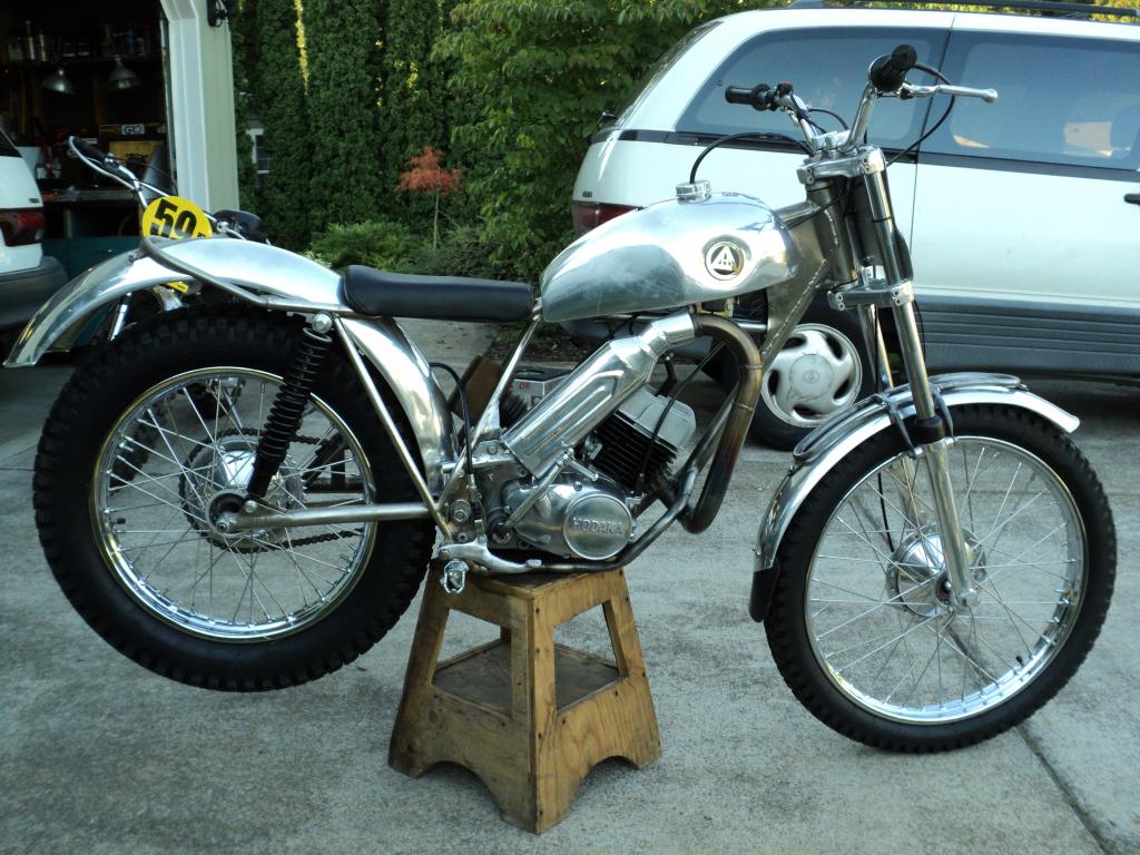 Saracen Hodaka JLael RHS.jpg