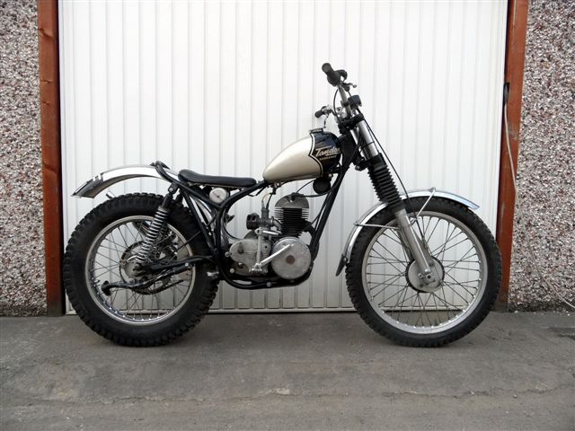 Tandon Mk2 Kangaroo Supreme 1953, updated for pre65.jpg