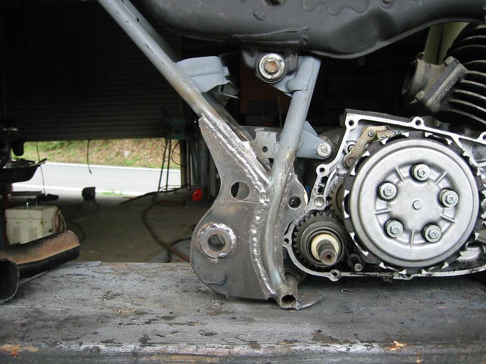 TY175-2.JPG