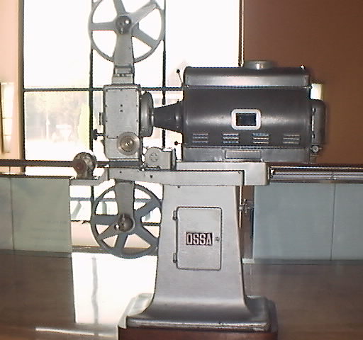 Ossaprojector[1].jpg
