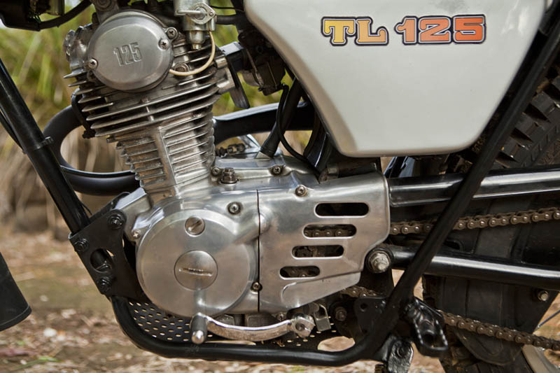 TL125  engine left.jpg