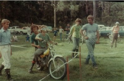 1975 NDMTC xmas party0001.JPG