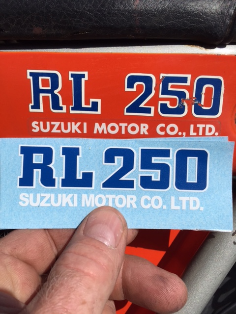 Suzuki decals.jpg