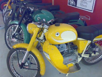 Ossa yellow roadbike.JPG