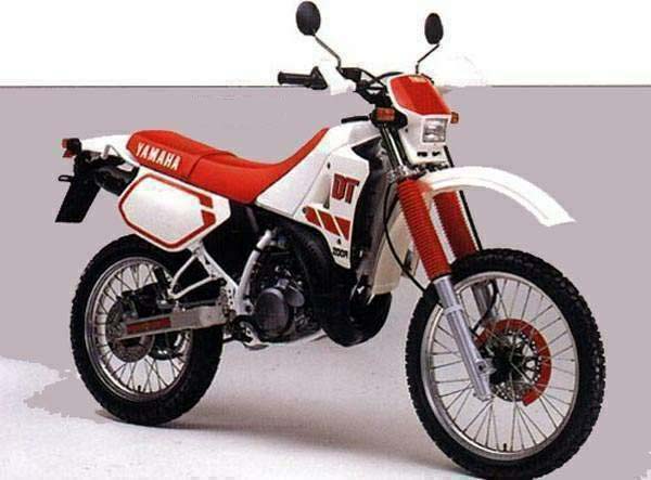 yamaha-dt200r-1.jpg
