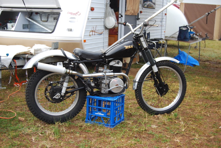 Bantam-Villiers trials (CD6).jpg