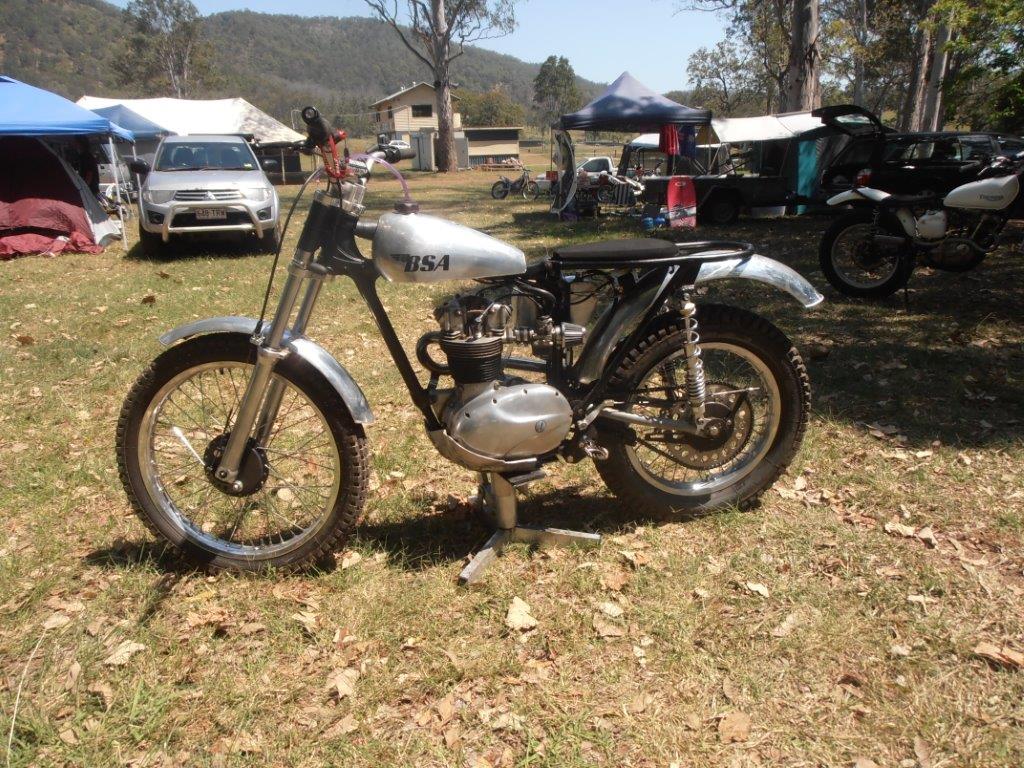 BSA C15, TBax.jpg