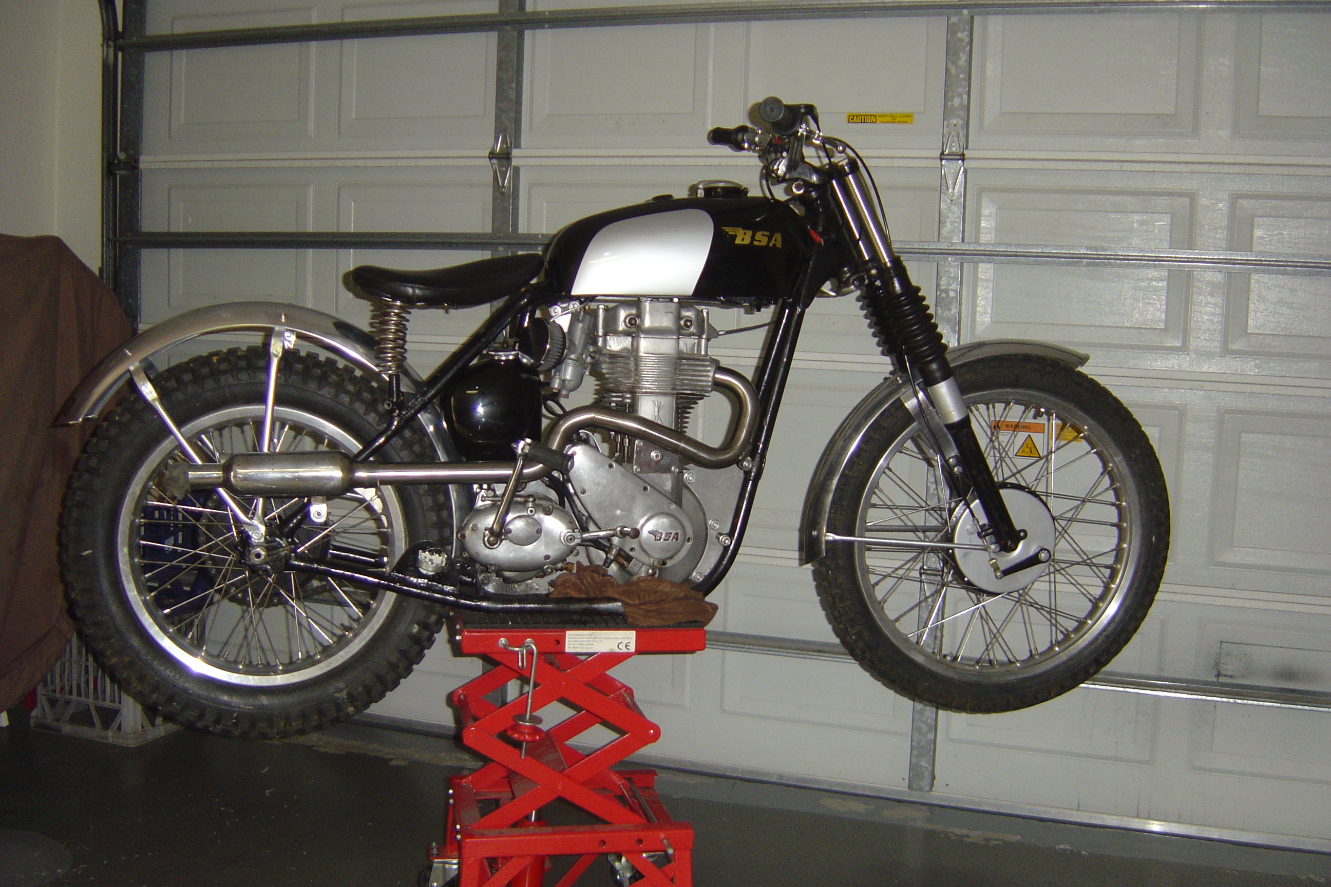 BSA 350 069.jpg