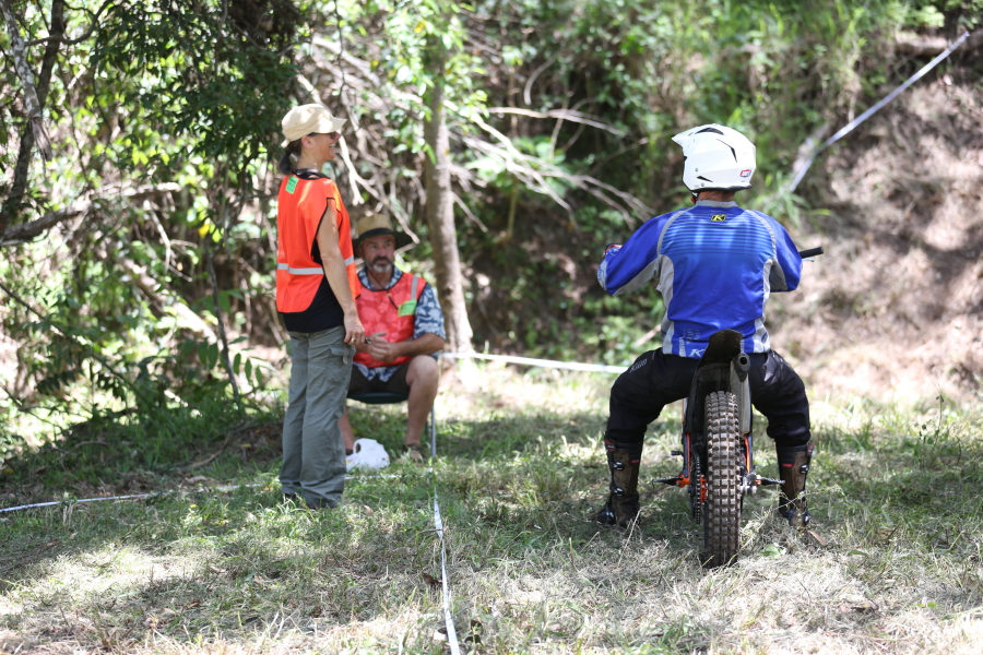 842B0751_resized 900.JPG