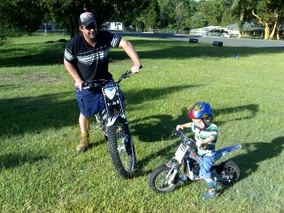 Kale & Brodie 03.jpg