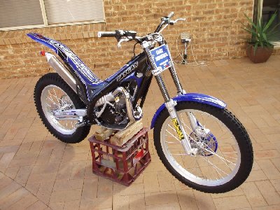 Blue 280 2 small.JPG