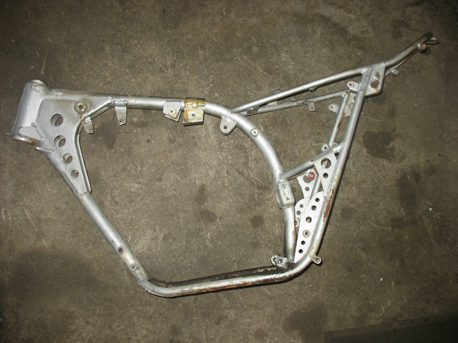 RL250 bare frame.jpg