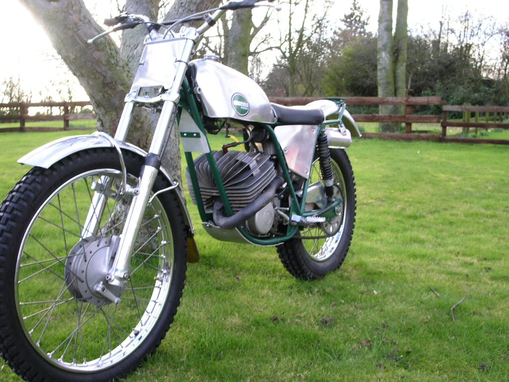 Greeves Pathfinder  2.jpg