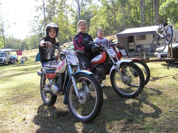 L to R - Samantha, Jessica, Sarah