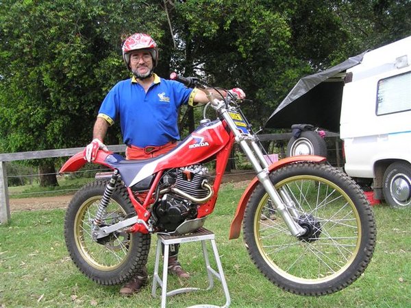 Drew and TLR at Conondale 2010