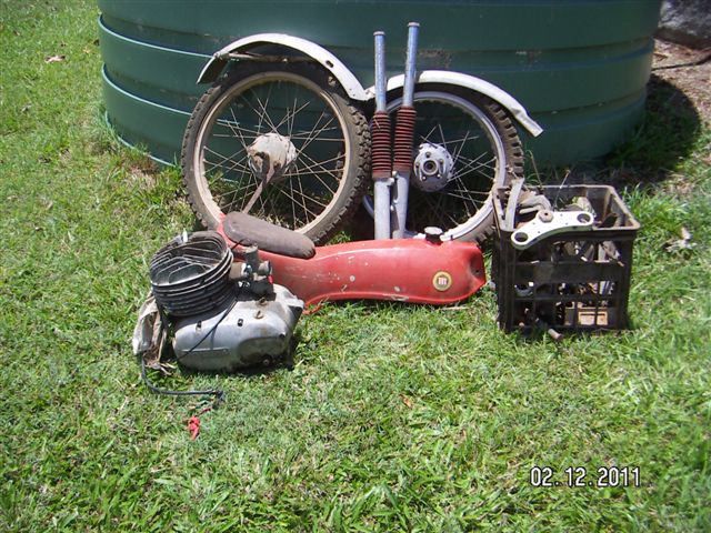 247 Cota basket case, circa 74