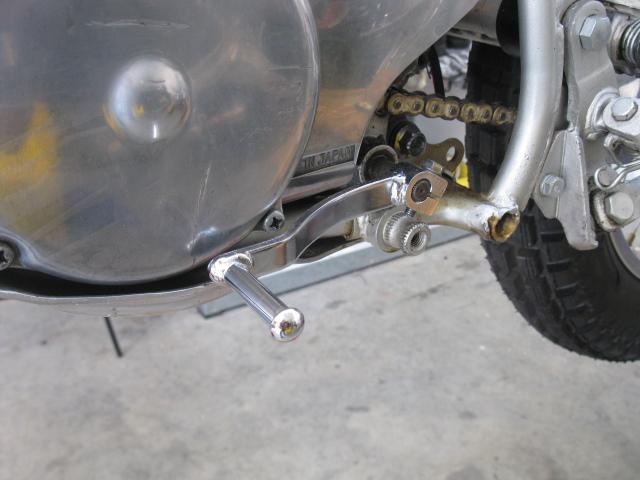 6 gear leaver (Small).JPG