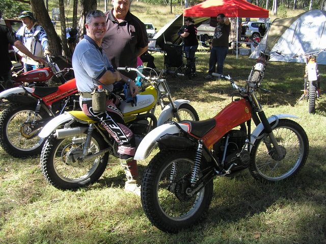 Robert Marsden on TY250AB and also visible Mac Hosking, Mark K, Cedric Van Heerden's Cota 348 and my Cota 348